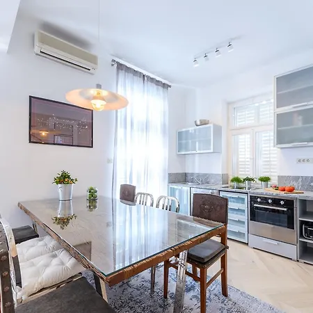 וילה Donna Paola דוברובניק